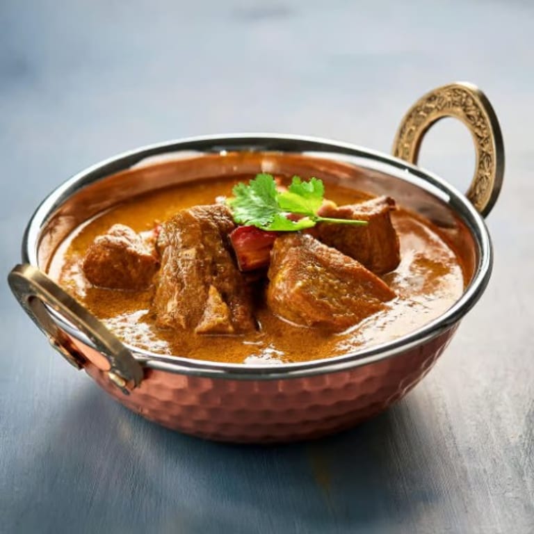 Delicious Curry Creations: Indian Cuisine Favorites