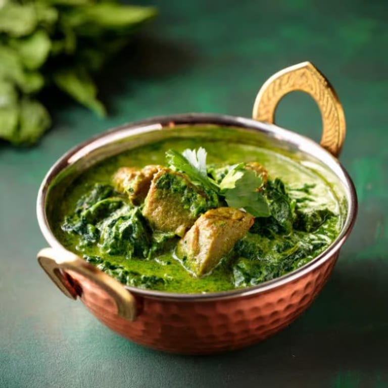 Delicious Saag Dishes at Our Indian Restaurant